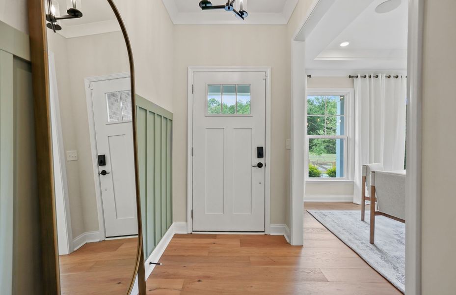 Spacious, unfurnished interior of a new home in Forest Creek, Waxhaw (Image 57).