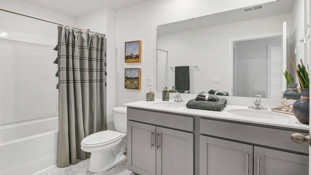 Furnished interior view inside a new home in Grand Oaks, Columbia (Image 23).