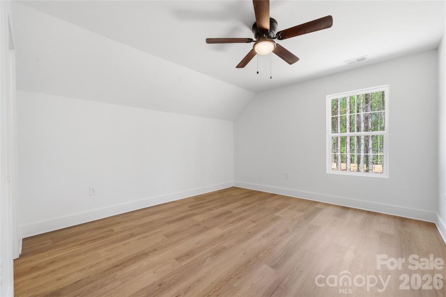 Spacious, unfurnished interior of a new home in , York (Image 14).