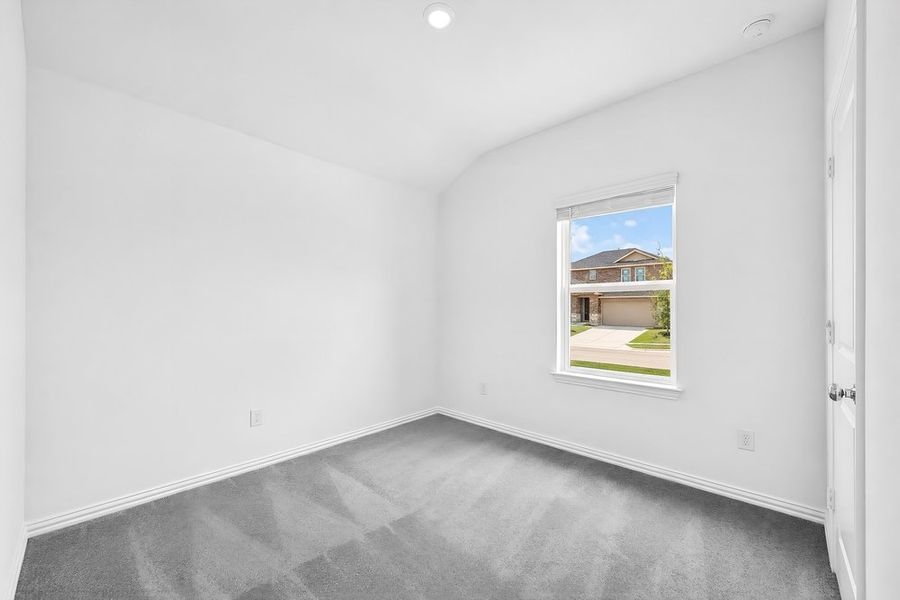 Spacious, unfurnished interior of a new home in Parks at Foster Crossing, Anna (Image 27).