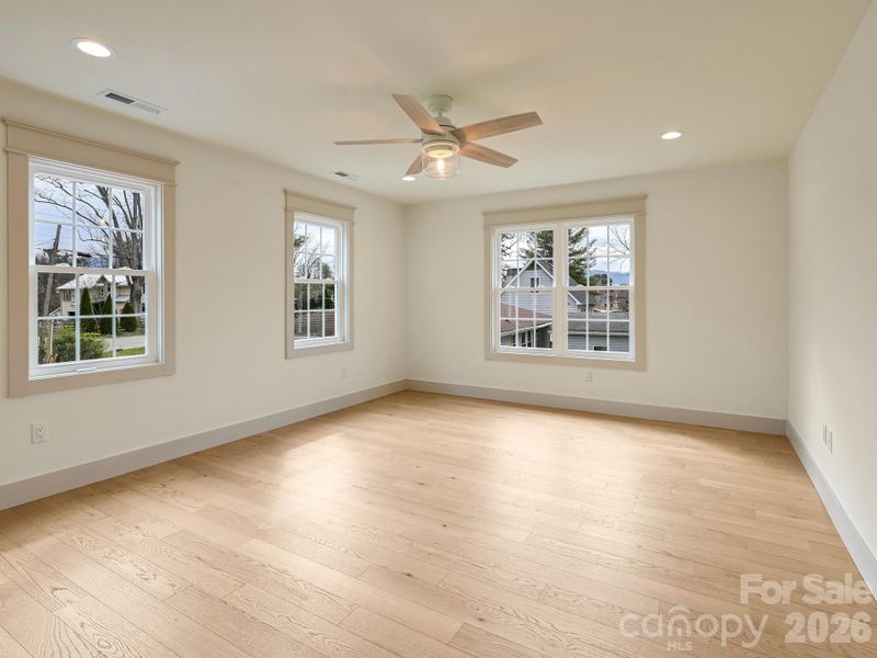 Spacious, unfurnished interior of a new home in , Asheville (Image 34). Spacious, unfurnished interior of a new home in , Asheville (Image 34).