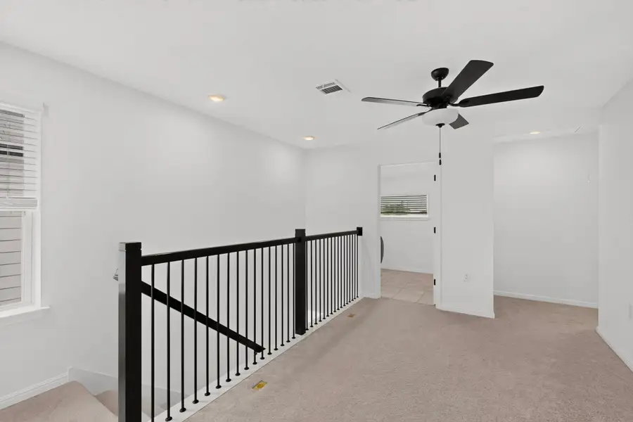 Spacious, unfurnished interior of a new home in , Pflugerville (Image 18).