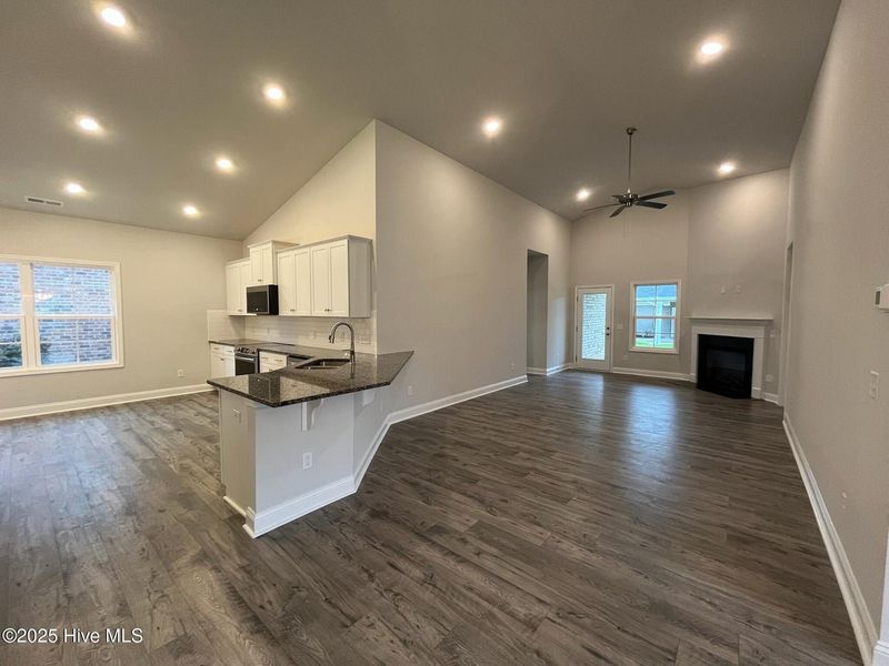 Image 23 of a home in Palmetto Creek.