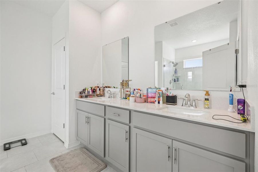 Furnished interior view inside a new home in , Apopka (Image 53).