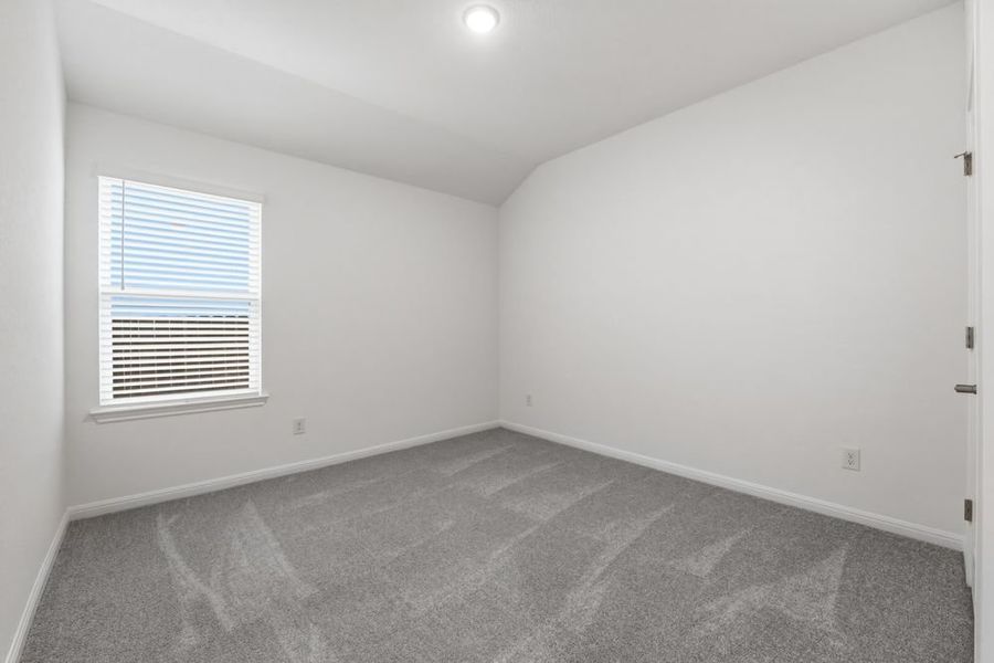 Spacious, unfurnished interior of a new home in Emory Crossing, Hutto (Image 17).