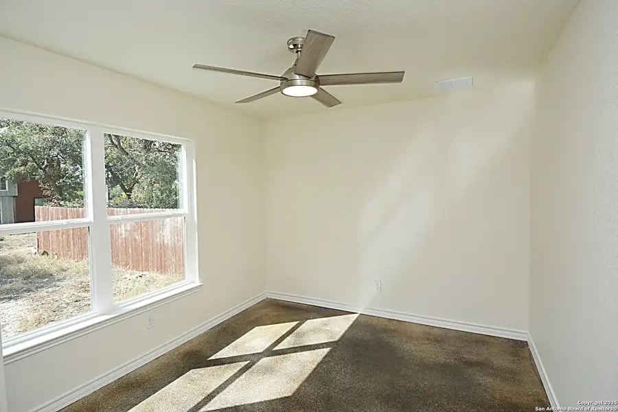 Spacious, unfurnished interior of a new home in , Spring Branch (Image 8).