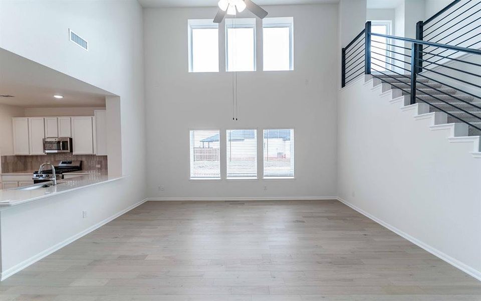 Spacious, unfurnished interior of a new home in Sagebrook, Lantana (Image 14). Spacious, unfurnished interior of a new home in Sagebrook, Lantana (Image 14).