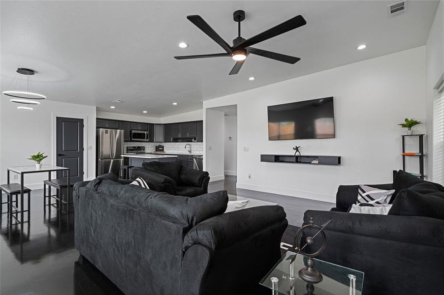 Living room with ceiling fan