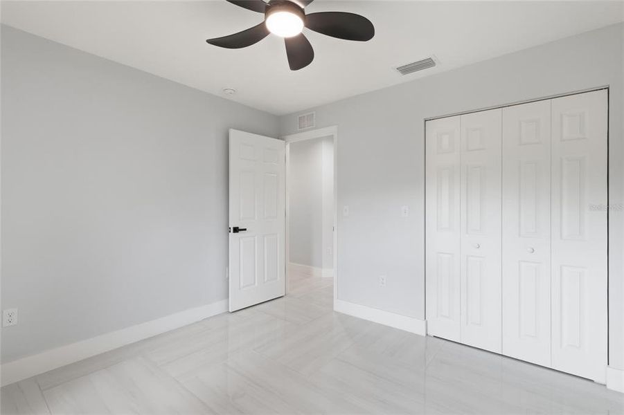 Spacious, unfurnished interior of a new home in , Palmetto (Image 22).