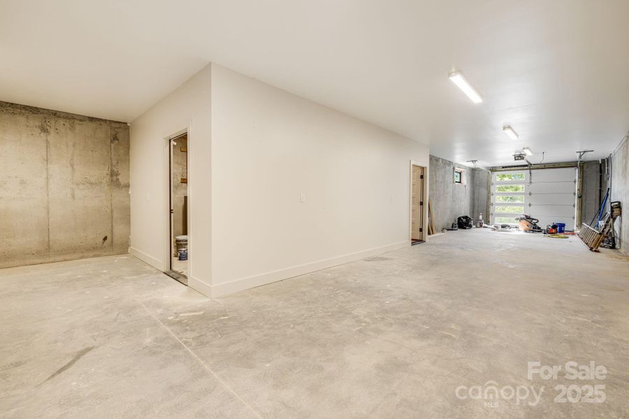 Spacious, unfurnished interior of a new home in , Asheville (Image 21). Spacious, unfurnished interior of a new home in , Asheville (Image 21).