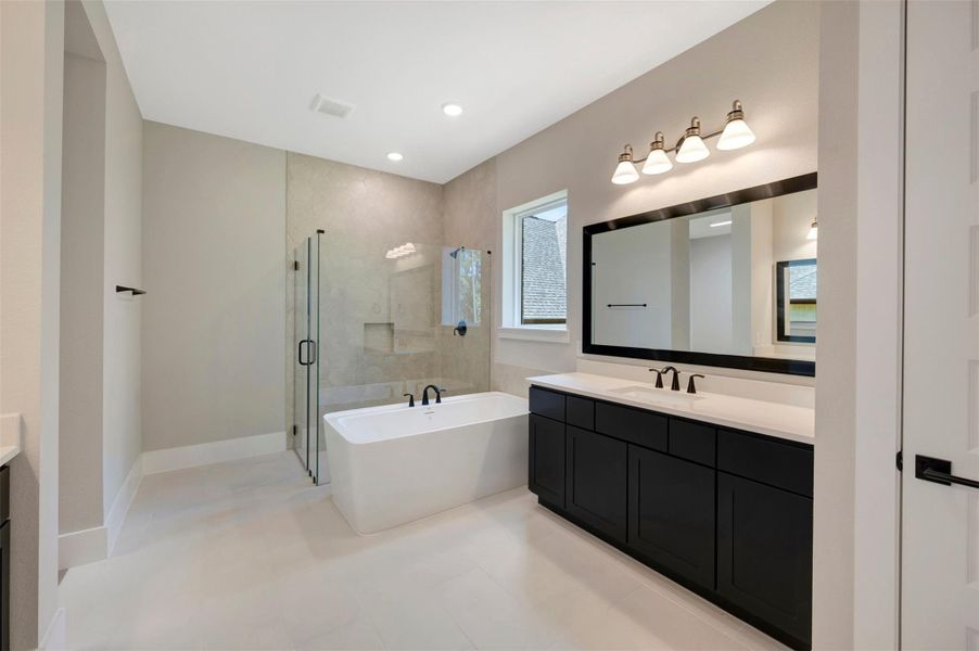 Furnished interior view inside a new home in The Woodlands Hills - Premier Collection, Willis (Image 28). Furnished interior view inside a new home in The Woodlands Hills - Premier Collection, Willis (Image 28).