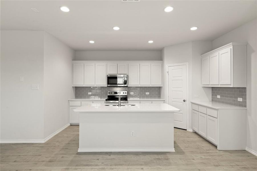 16. 1715 Teton - Kitchen (3)