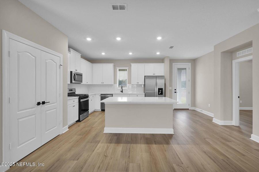 Furnished interior view inside a new home in Jennings Farm, Middleburg (Image 11).