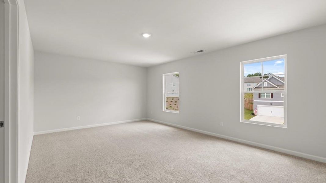 Spacious, unfurnished interior of a new home in Thompson Ridge, Dallas (Image 11). Spacious, unfurnished interior of a new home in Thompson Ridge, Dallas (Image 11).