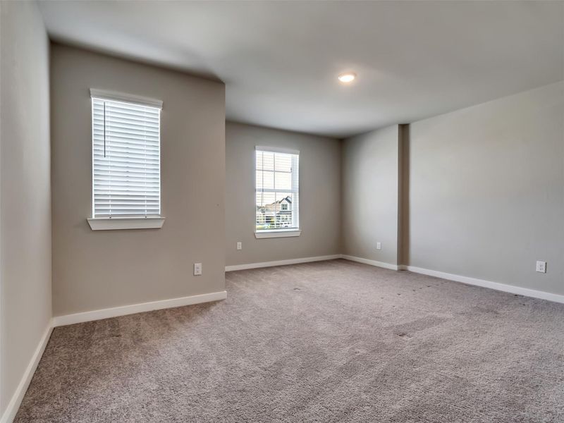 Spacious, unfurnished interior of a new home in , La Marque (Image 21).