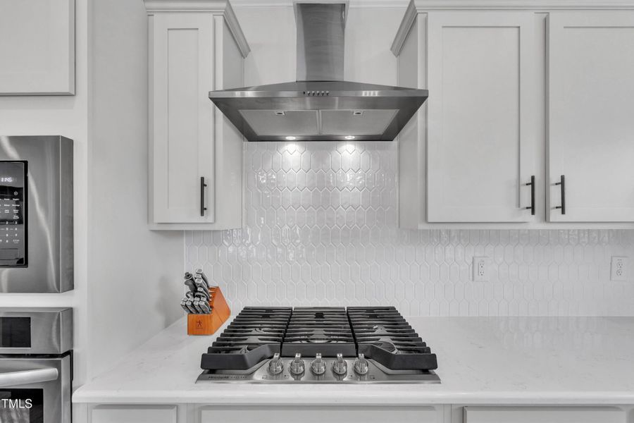 39-1301 Rose Finch-43