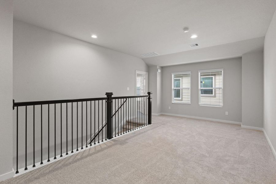 Spacious, unfurnished interior of a new home in Grand Oaks Village, Houston (Image 14). Spacious, unfurnished interior of a new home in Grand Oaks Village, Houston (Image 14).