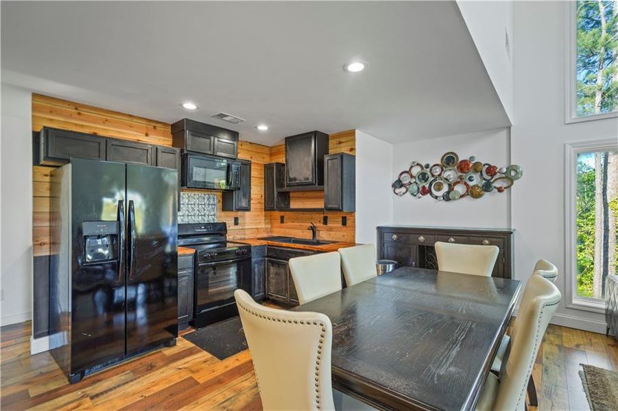 Furnished interior view inside a new home in , Jackson (Image 30).