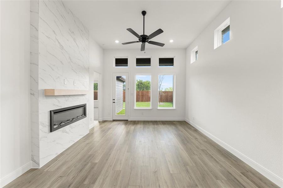 09. 2252 Aspen Chase - Family 09. 2252 Aspen Chase - Family