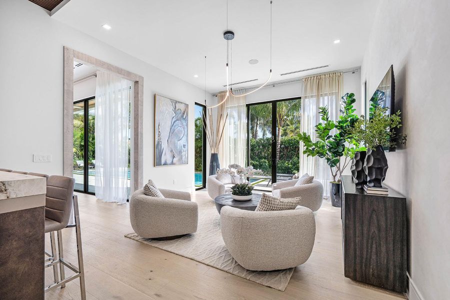 2240_Date_Palm_Road_35