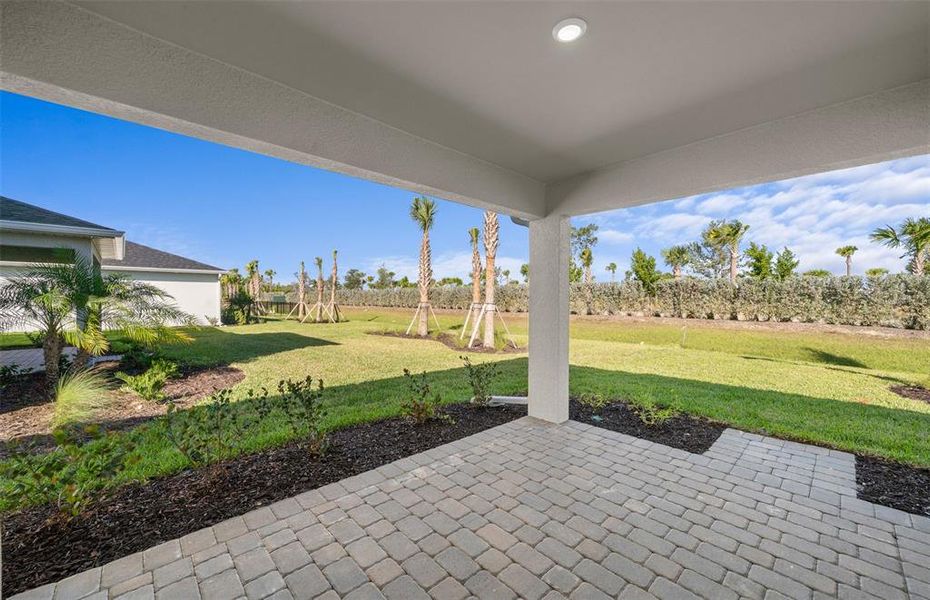 Exterior details and patio area of a home in Reagan Landing, Bradenton (Image 2). Exterior details and patio area of a home in Reagan Landing, Bradenton (Image 2).