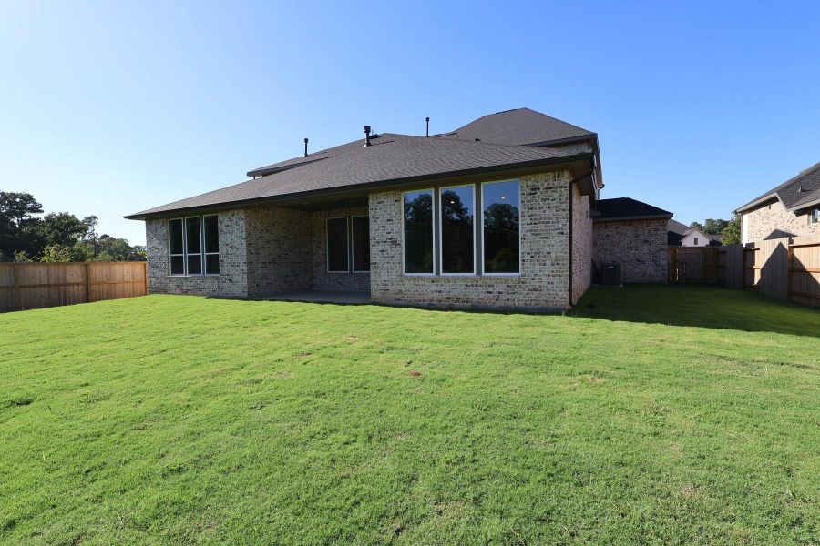 Exterior details and patio area of a home in Clopton Farms, Montgomery (Image 6). Exterior details and patio area of a home in Clopton Farms, Montgomery (Image 6).