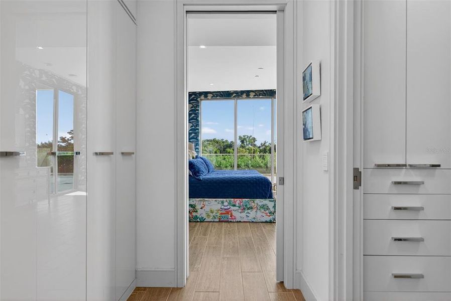 Furnished interior view inside a new home in , Longboat Key (Image 15).