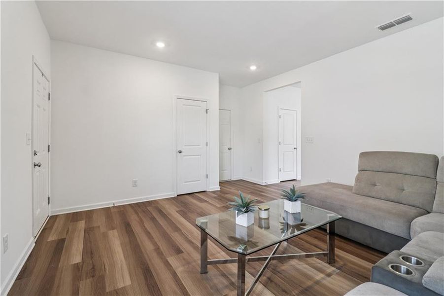 Furnished interior view inside a new home in , Gainesville (Image 7).