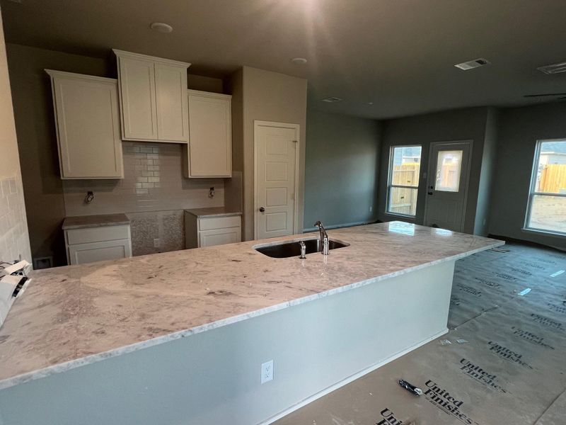 Image 5 of a home in Woodland Lakes. Image 5 of a home in Woodland Lakes.