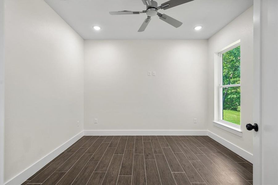 Spacious, unfurnished interior of a new home in , Winona (Image 23).