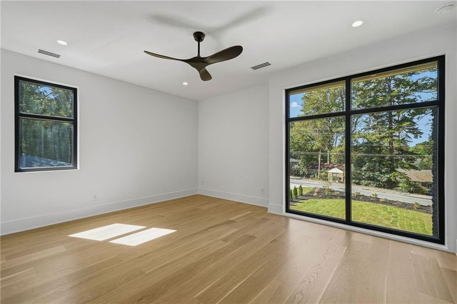 Spacious, unfurnished interior of a new home in , Atlanta (Image 77). Spacious, unfurnished interior of a new home in , Atlanta (Image 77).