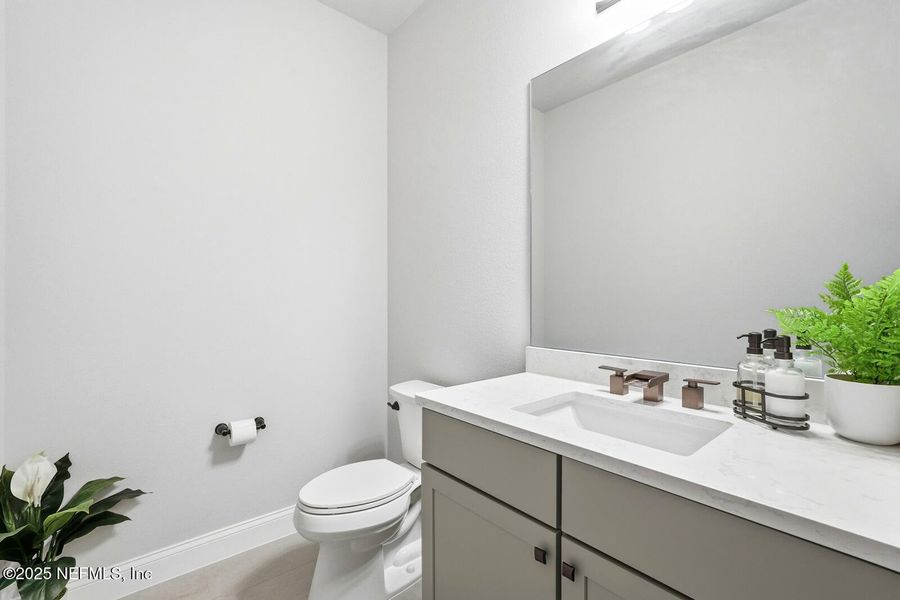 Image 93 of a home in .