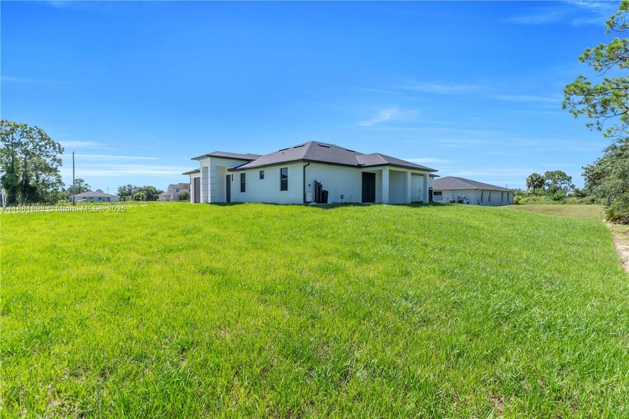 Image 47 of a home in .