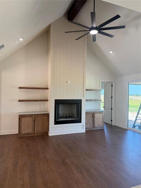 Spacious, unfurnished interior of a new home in , Canton (Image 20).