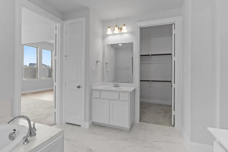 4br New Home in McKinney, TX.  - Slide 27