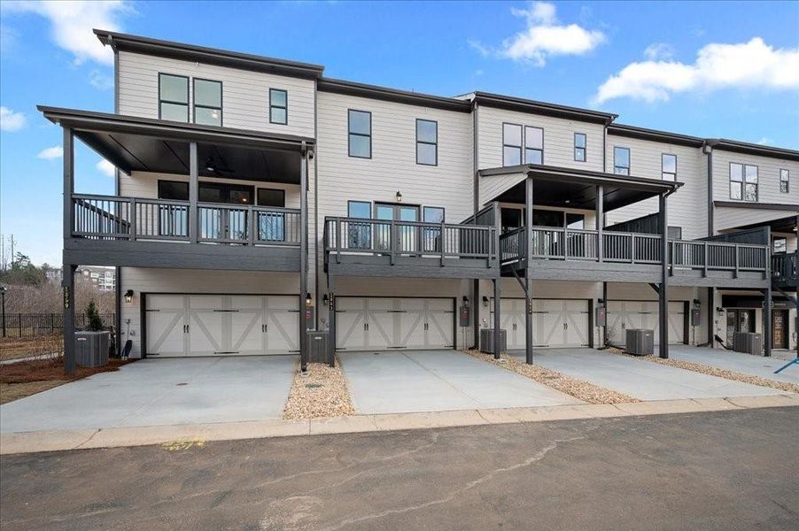 Image 29 of a home in Barrett Pointe.