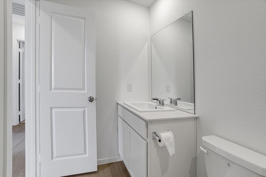 Furnished interior view inside a new home in Santa Fe Village, Cleveland (Image 7).