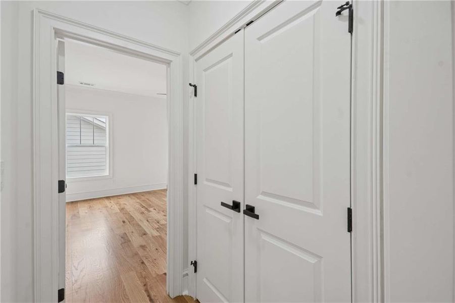 Spacious, unfurnished interior of a new home in , Atlanta (Image 48). Spacious, unfurnished interior of a new home in , Atlanta (Image 48).