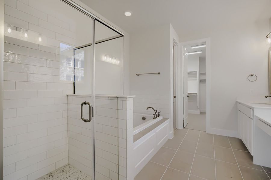 828 Stone - Primary Bathroom 828 Stone - Primary Bathroom