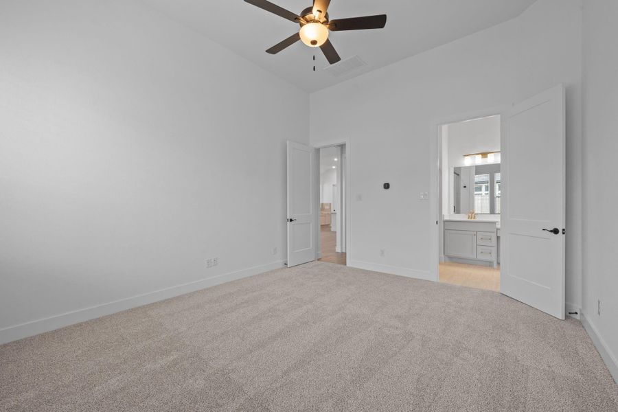 Spacious, unfurnished interior of a new home in Jubilee, Hockley (Image 29).