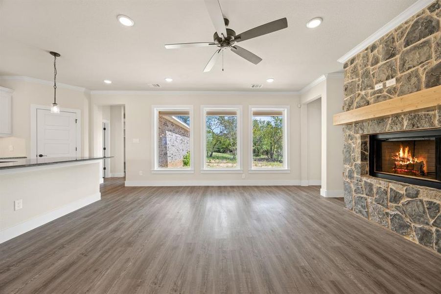 Spacious, unfurnished interior of a new home in , Ennis (Image 18).
