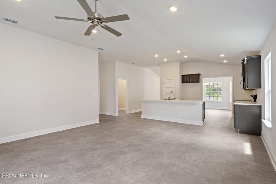 Image 15 of a home in Summerglen.