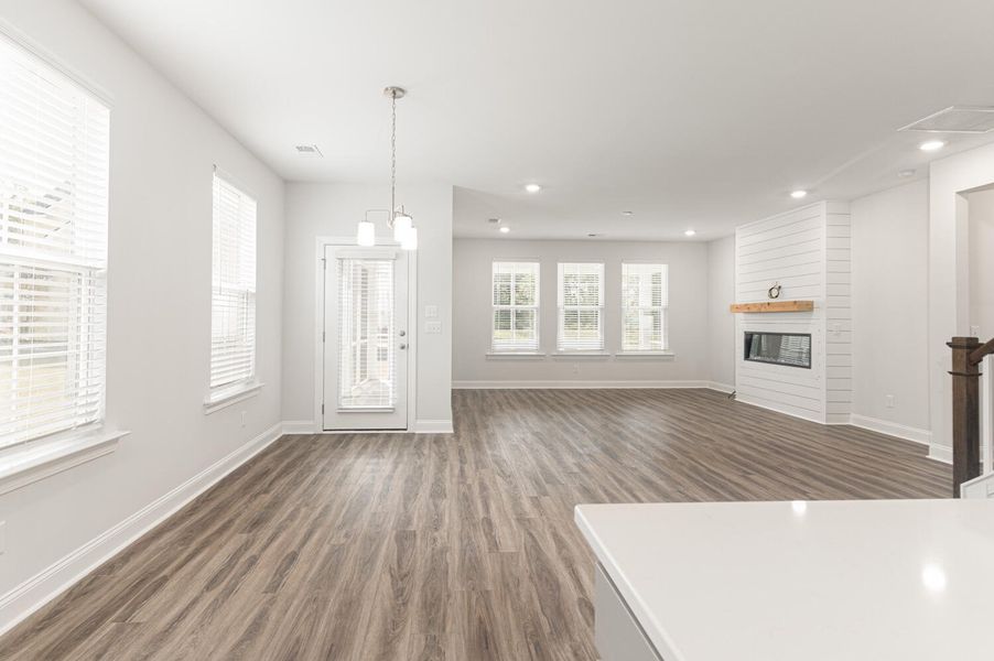 Spacious, unfurnished interior of a new home in , Summerville (Image 26).