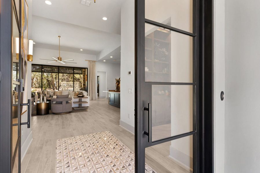 Furnished interior view inside a new home in Belle Oaks, Bulverde (Image 4).