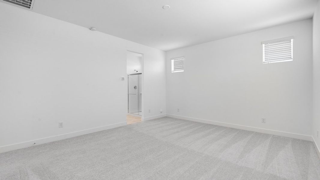 Spacious, unfurnished interior of a new home in Combs Ranch, San Tan Valley (Image 21).