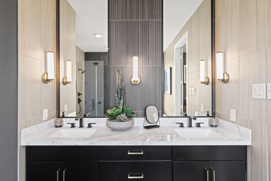 Close-up of interior finishes inside a home in Harvest Green 50', Richmond (Image 21).