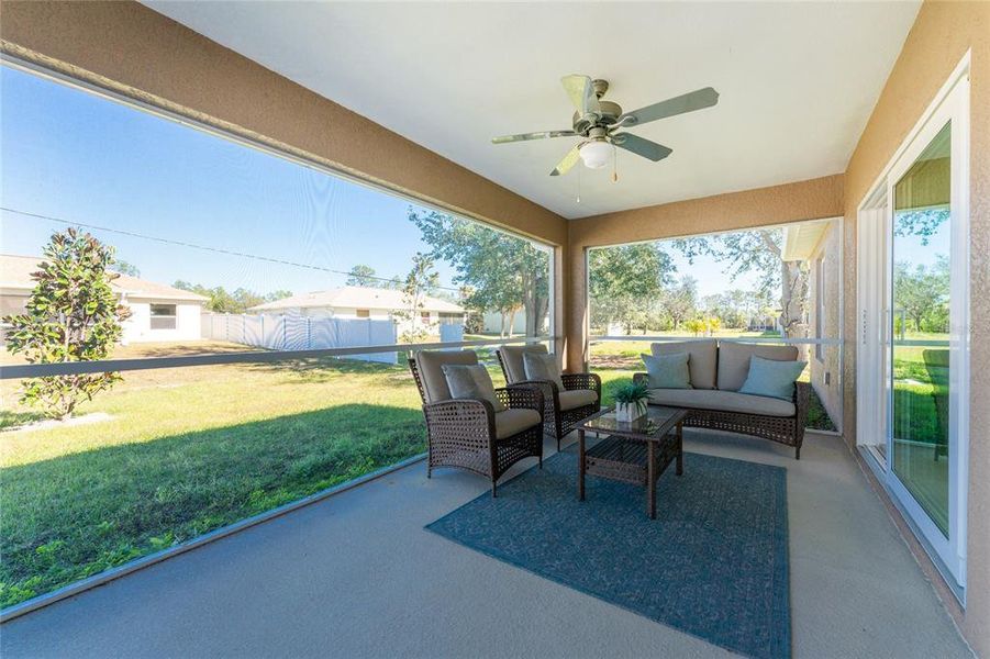 Exterior details and patio area of a home in , North Port (Image 3).