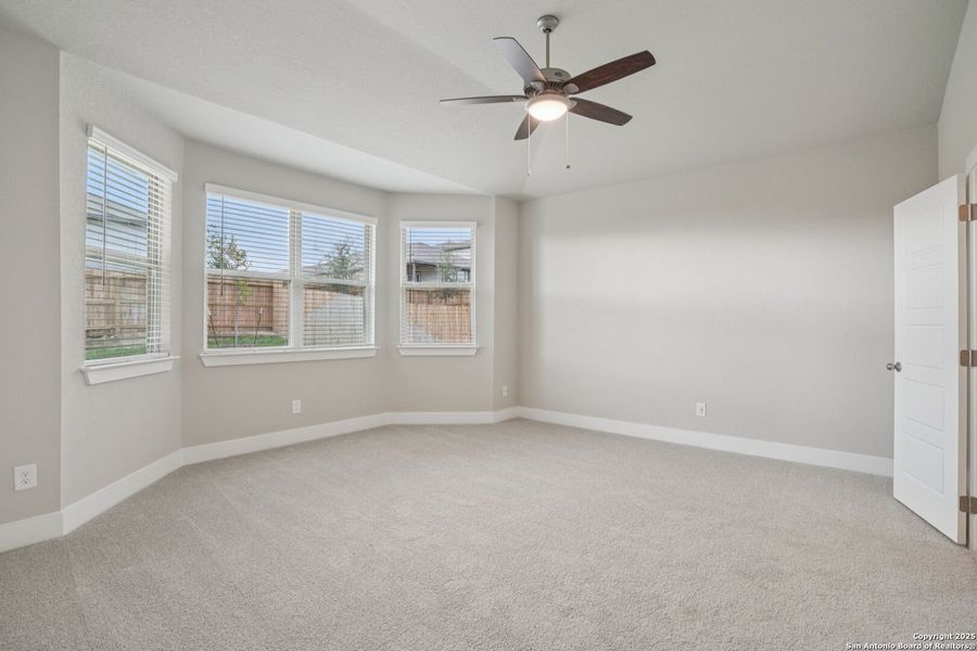 Spacious, unfurnished interior of a new home in Kallison Ranch, San Antonio (Image 37).