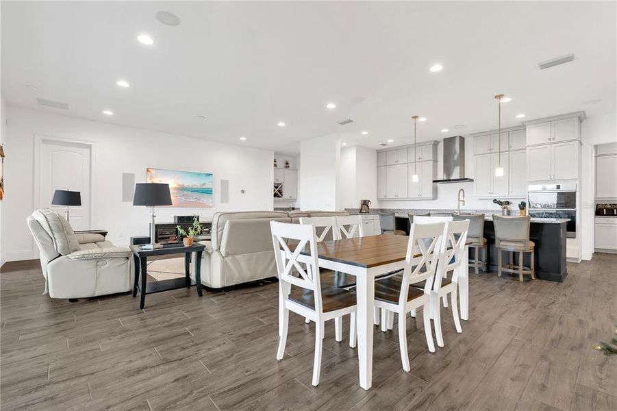 Furnished interior view inside a new home in , Orlando (Image 31). Furnished interior view inside a new home in , Orlando (Image 31).