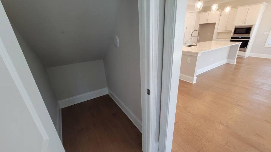 Spacious, unfurnished interior of a new home in The Reserve at Bells Ferry, Kennesaw (Image 51).